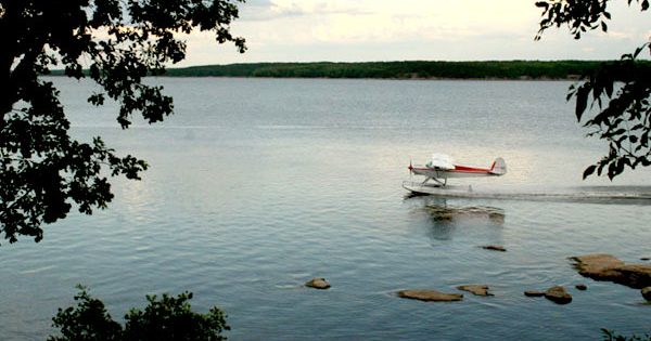 Eagle Nest Landing Hunt Fish Manitoba